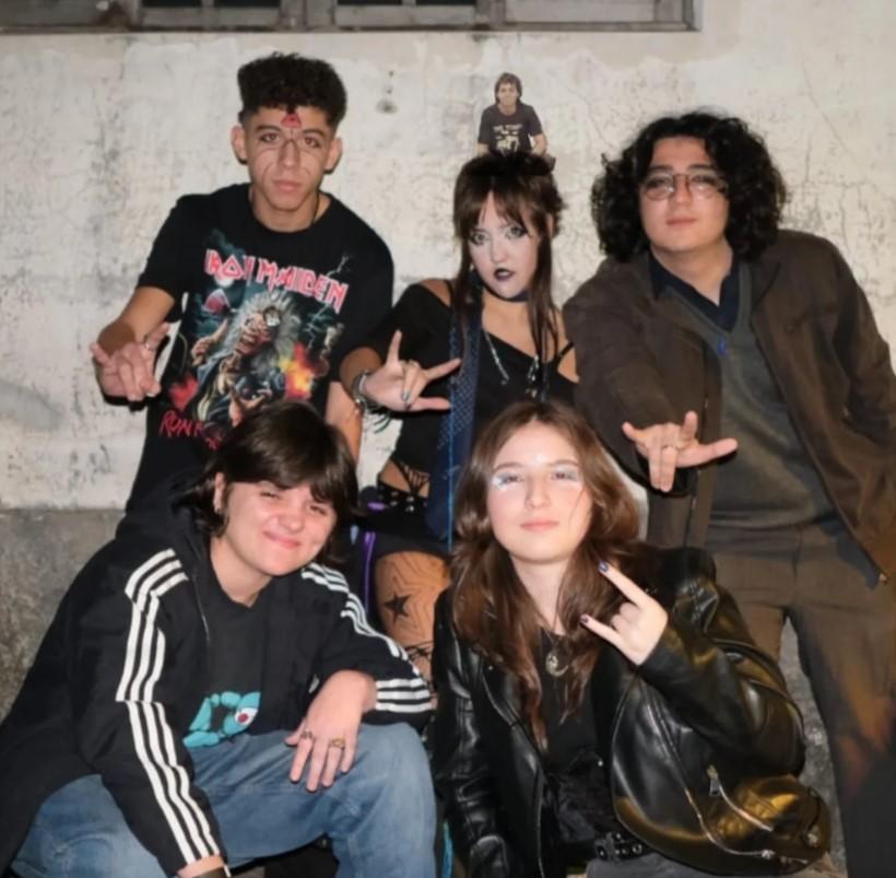 Descobertas Tribhus - Conheça a banda Alömörfia