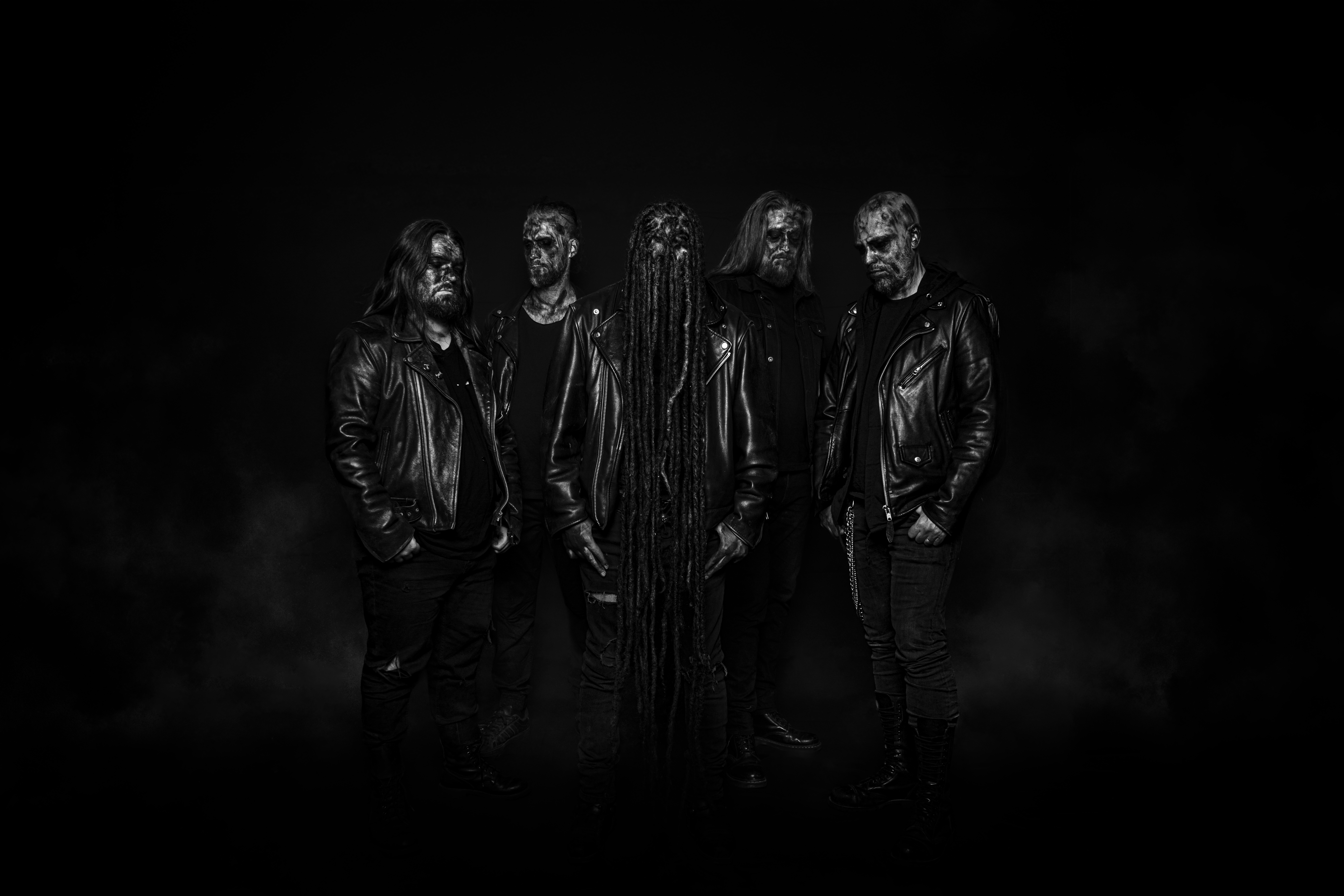 Alkhemia: Os Bruxos Modernos do Black Metal Francês Lançam Häxen pela Non Serviam Records